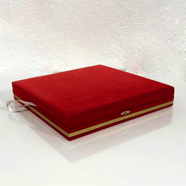 28x28cm Kırmızı Tabak Kutusu