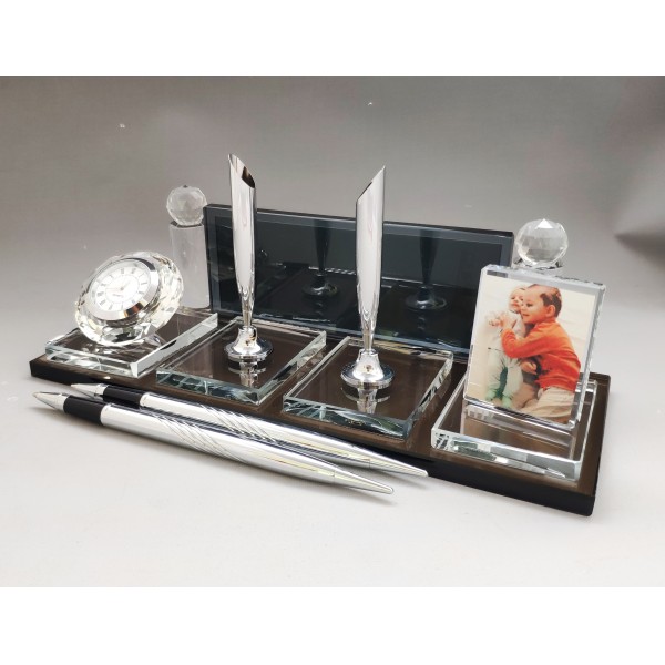 Kişiye Özel Fotoğraf Baskılı Kristal Masa İsimliği