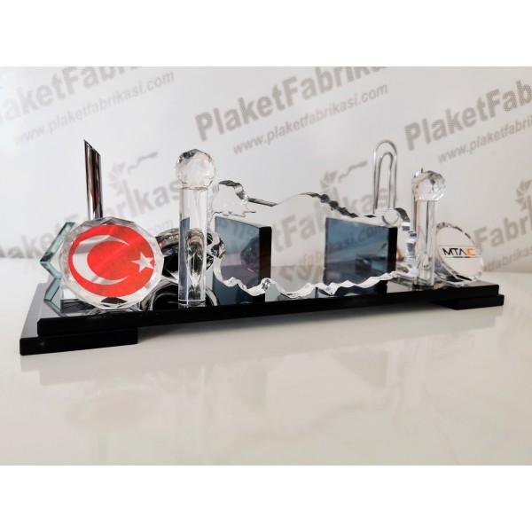 Türkiye Haritalı Kristal Masa İsimliği