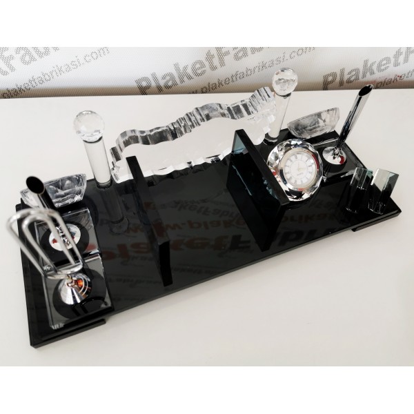 Türkiye Haritalı Kristal Masa İsimliği