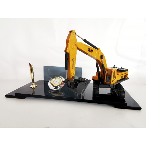 Büyük Boy Kepçe Biblolu Masa İsimliği